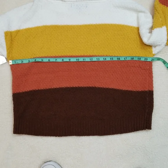 Almost Famous Sweater Earth tone Stripes - Picture 4 of 9